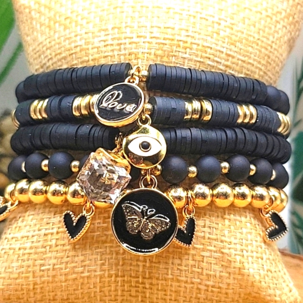 Charm bracelet set